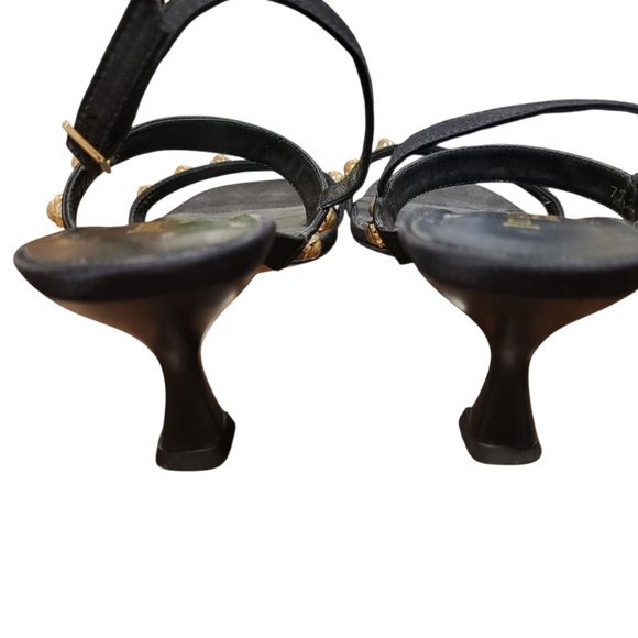 JON JOSEF CARSON Black & Faux Pearl Kitten Heels Size 9 - Picture 3 of 9